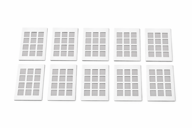 Fenêtre 12 carreaux blanche